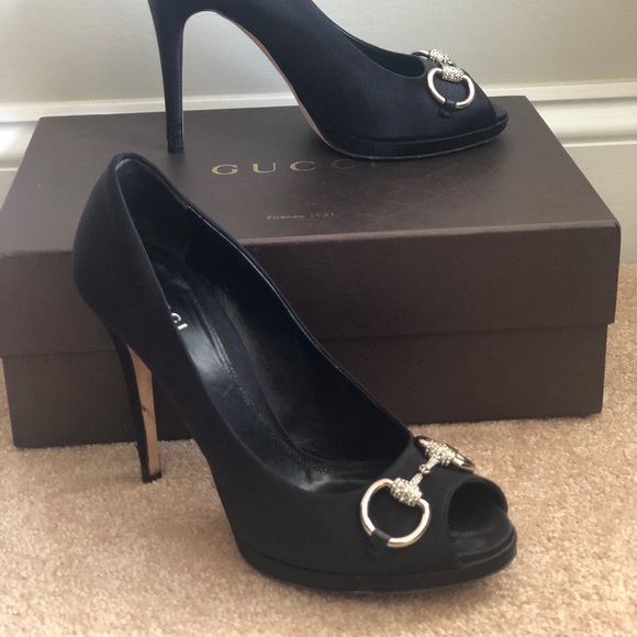 Gucci black diamond horsebit peep toe heels - Picture 3 of 6